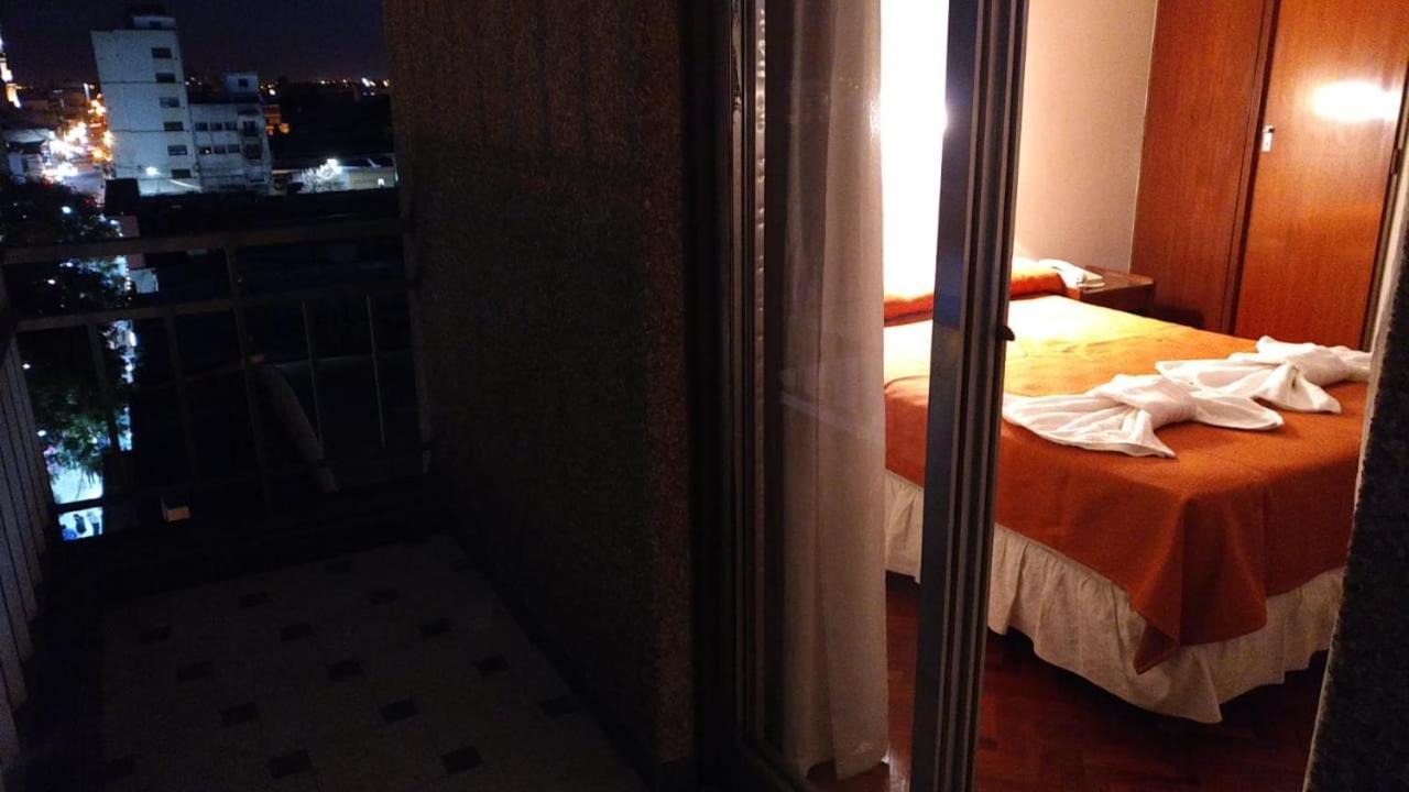 Crystal Hotel Салта Екстериор снимка